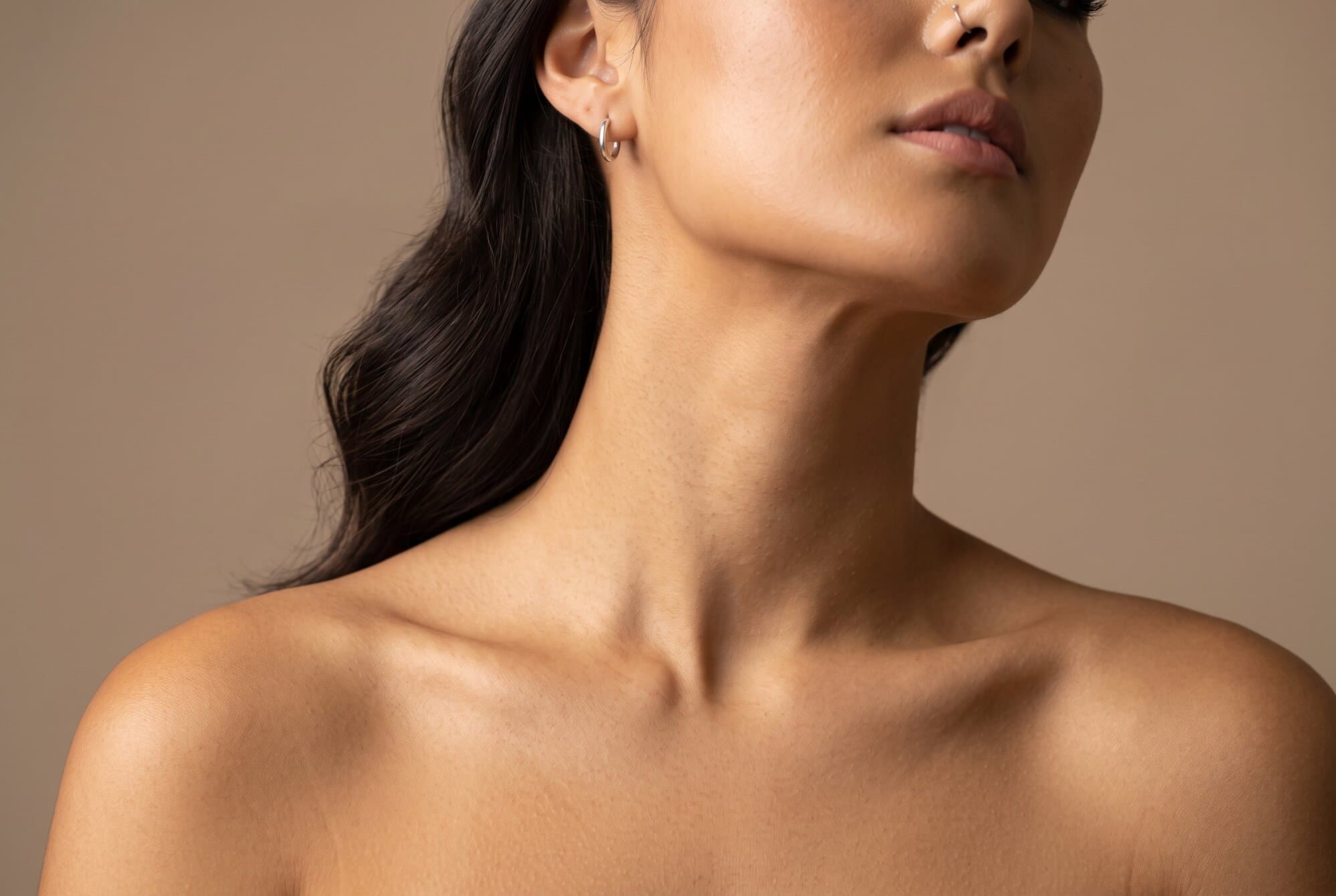 Nefertiti neck lift (wrinkle relaxer)